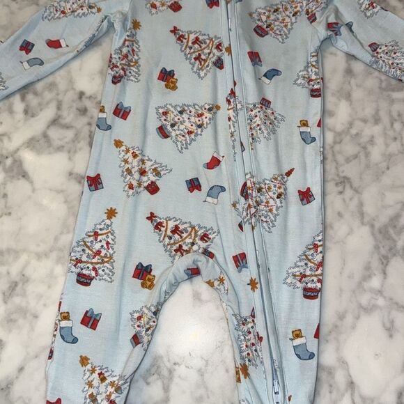 NWT Angel Dear Holiday Festive Print Kids Footie - Picture 5 of 8